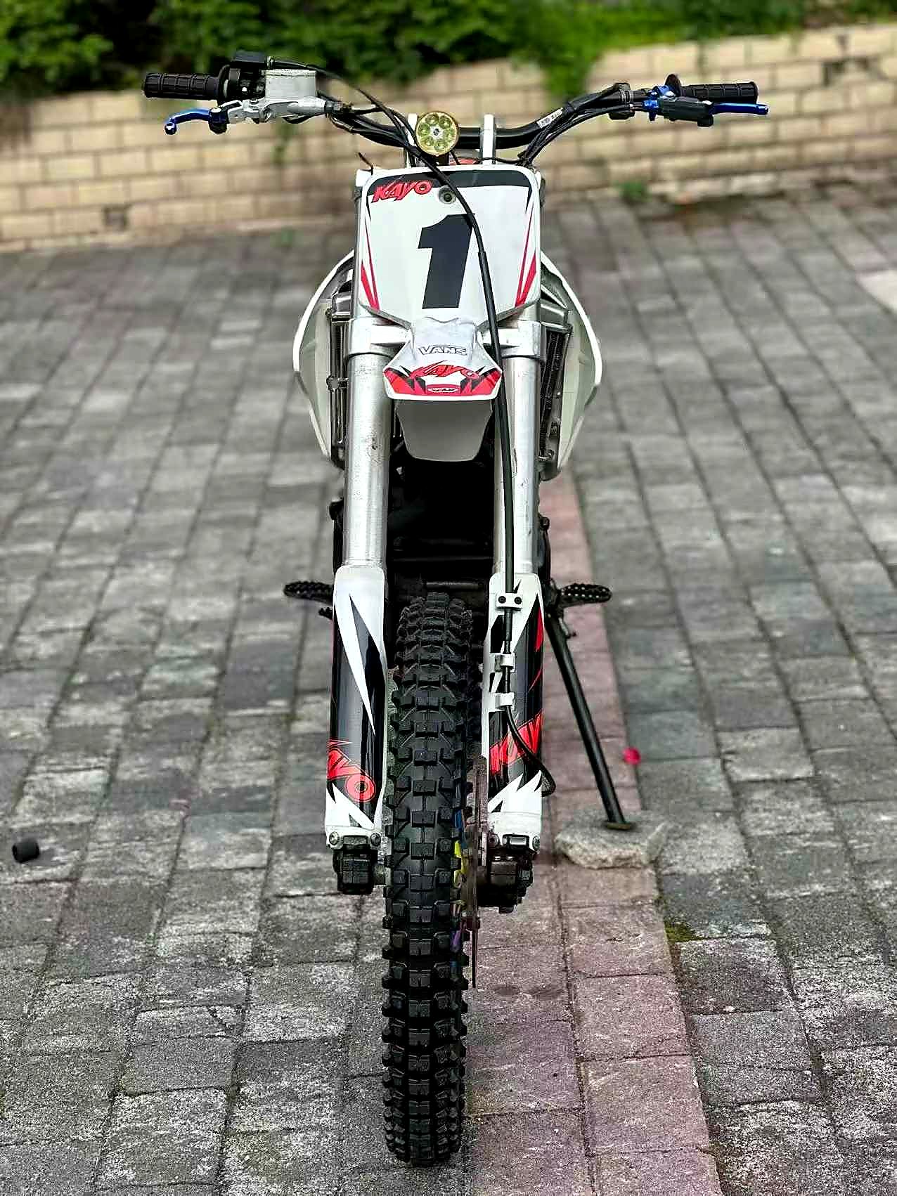 FCDC Motor motorcycle chain care for dirt roads visual reference for simple maintenance, travel confidence, freedom rides