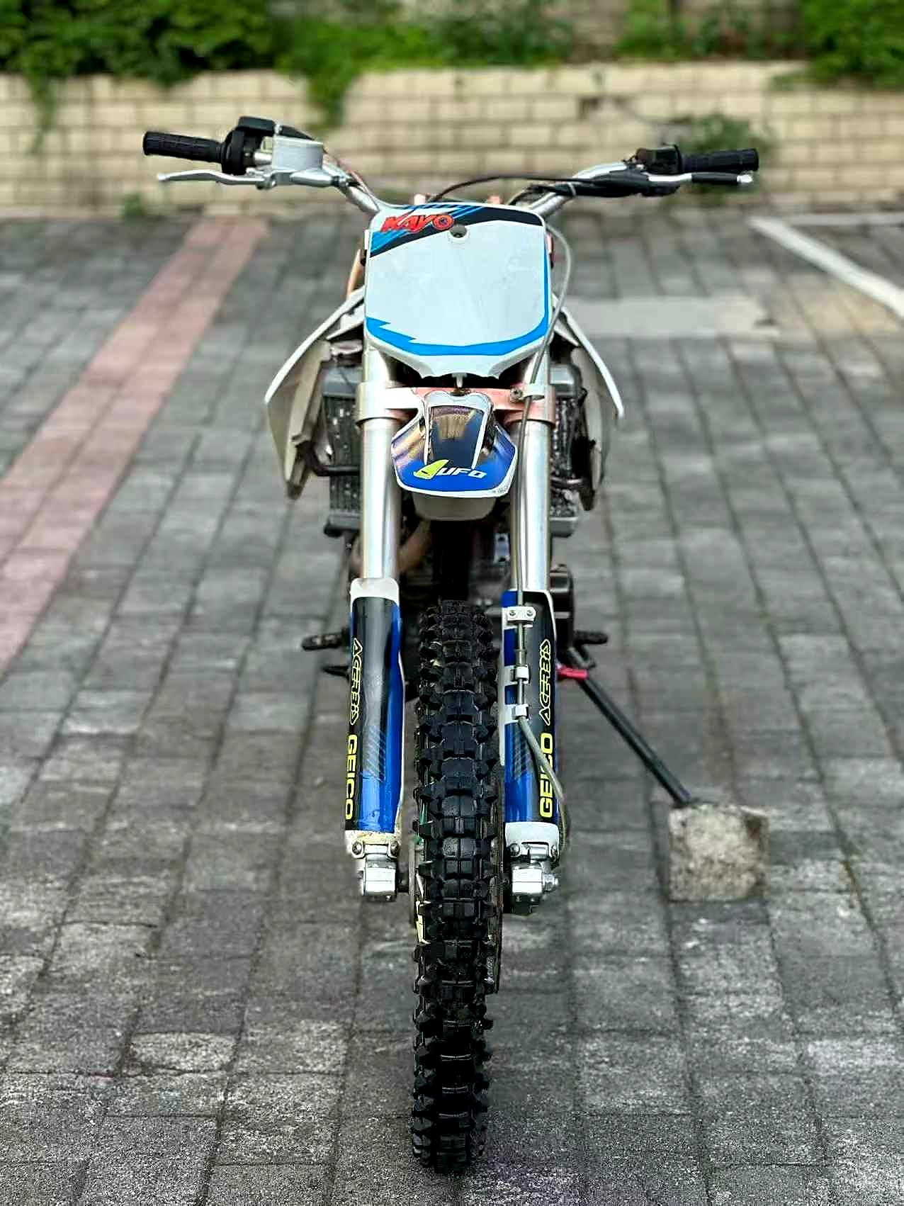 FCDC Motor long distance dirt bike trip prep visual reference for motorcycle travel, export-ready reliability, spare parts planning
