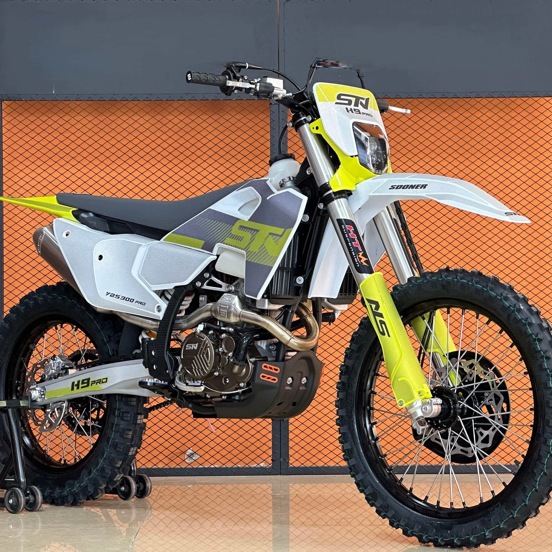 STN H9 PRO YBS300 gasoline dirt bike product image 4 - FCDC Motor